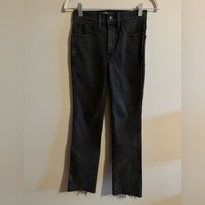 Madewell Black straight leg frayed hemline stovepipe jeans size 23
